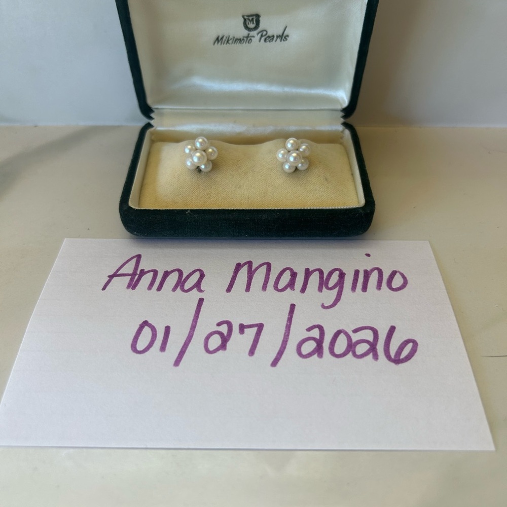 Vintage Mikimoto Pearl Screwback Earrings